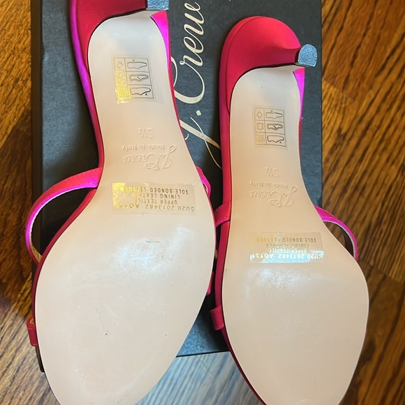 Brand new satin strap y bow mule sandal from J. Crew in bright berry size 5 1/2 - Picture 2 of 6